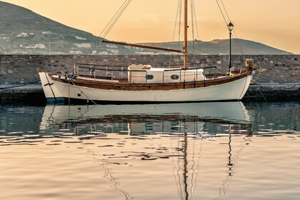 Noleggio Barca a vela traditional wooden boat Mykonos