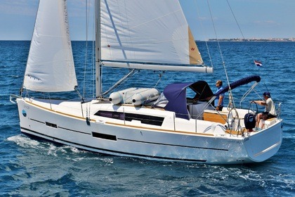 Verhuur Zeilboot DUFOUR 382 Kroatië