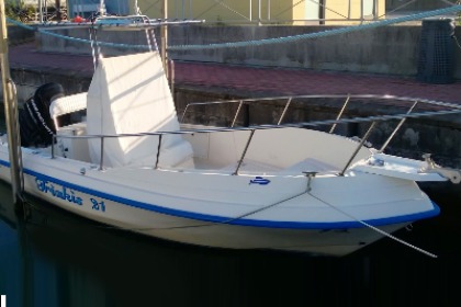 Verhuur Motorboot Polyform Triakis 21 Open T top Porto Tolle