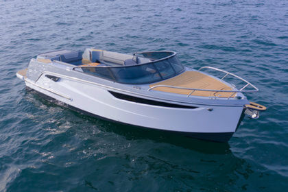 Hire Motorboat Alfastreet 25 Como