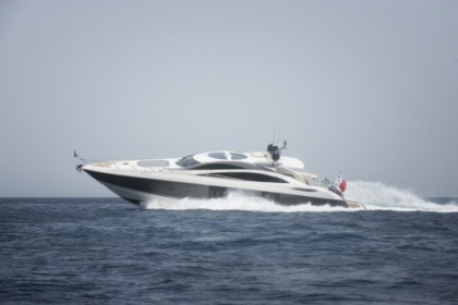 Location Yacht Sunseeker 82 Predator Poltu Quatu
