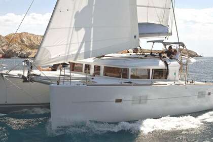 Verhuur Catamaran LAGOON 400 S2 Laurion