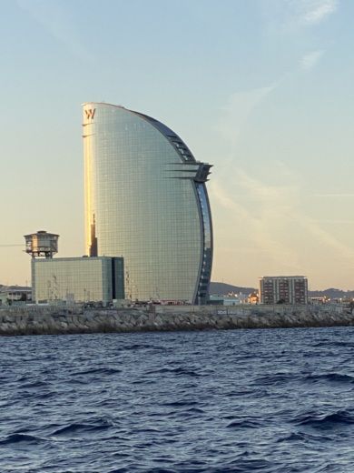 Barcelona Catamaran BALI 4.1 alt tag text