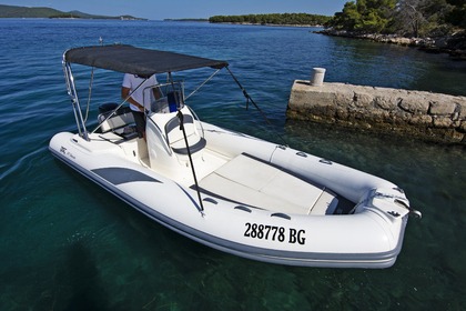 Hire RIB Bsc 5.7 Biograd na Moru