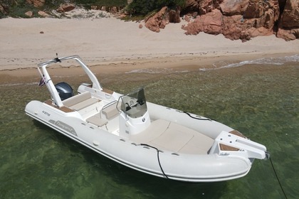 Verhuur RIB Capelli Tempest 250CV Porto-Vecchio