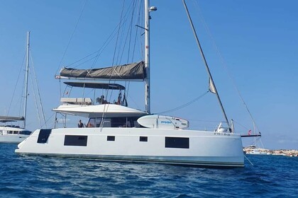 Rental Catamaran Nautitech 46 FLY Ibiza