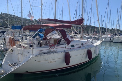 Rental Sailboat Beneteau Oceanis Clipper 361 Saint-Mandrier-sur-Mer