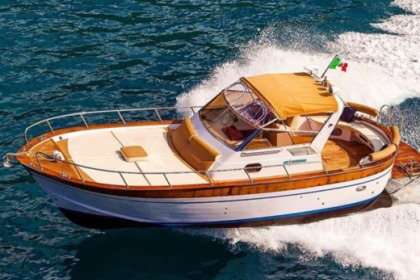 Rental Motorboat Apreamare Smeraldo 9 Sorrento