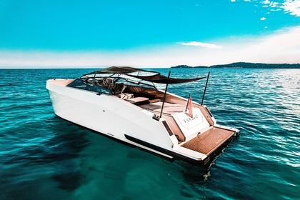 Hire Motorboat Mazu Mazu 38 Beaulieu-sur-Mer