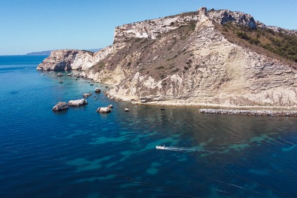 Noleggio Gommone Capelli Capelli Tempest 570 Cagliari