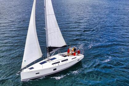 Alquiler Velero Hanse 388 La Coruña