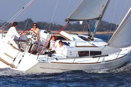 Charter Sailboat Jeanneau Sun Odissey 33I Punta Ala