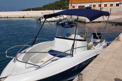 Charter Motorboat Quicksilver Commander 555 Open Jelsa