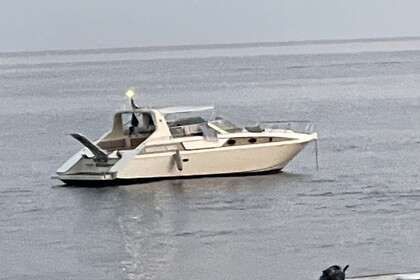 Noleggio Yacht a motore Squalo 2000 Squalo 38H San Nicola l'Arena