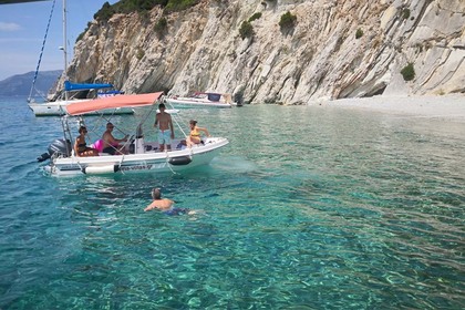 Ενοικίαση Σκάφος χωρίς δίπλωμα  Nikita 470 Μεγανήσι