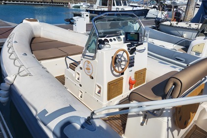 Location Semi-rigide Joker Boat clubman 26 spécial La Rochelle