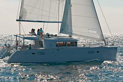 Rental Catamaran LAGOON 450 F Le Marin