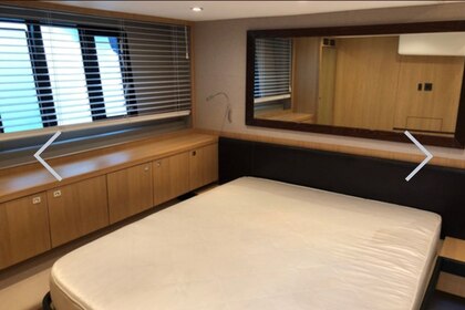 Alquiler Yate a motor Princess V52 Capri