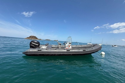 Location Semi-rigide Valiant Dr 750 Saint-Lunaire