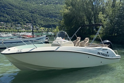 Charter Motorboat Quicksilver Activ 605 Sundeck Annecy