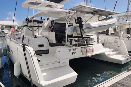 Rental Catamaran Lagoon-Bénéteau Lagoon 42 - 4 + 2 cab. Pointe-a-Pitre