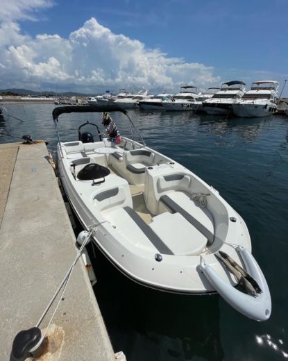 Motorboot Bayliner Element E7 (2018) huren in Hyères - Nautal