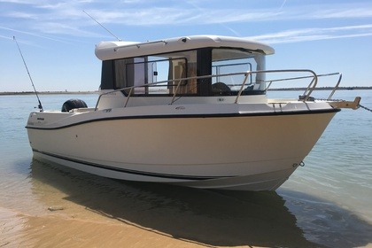Rental Motorboat Quicksilver 675 PilotHouse La Rochelle