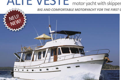 Rental Motor yacht Cheoy Lee Shipyard Hong Kong Cheoy Lee 55 Croatia