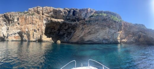 Port Mahon Motorboat Quicksilver 605 Open alt tag text