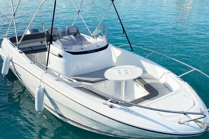 Rental Motorboat Jeanneau Cap Camarat 6.5 Cc La Rochelle
