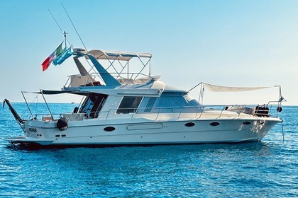 Verhuur Motorboot Riva 50 Superamerica Napels