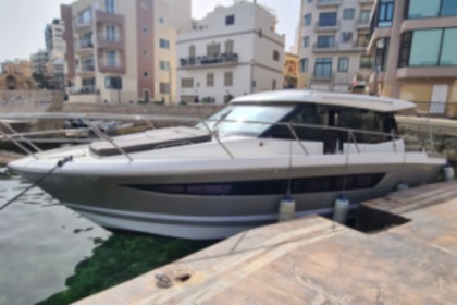 Rental Motorboat Jeanneau NC11 Manoel Island Yacht Marina