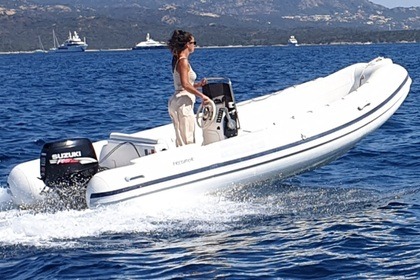 Rental Boat without license  Aquatica Predator Porto Rotondo