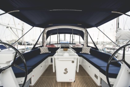 Noleggio Barca a vela BENETEAU OCEANIS 51.1 Salerno