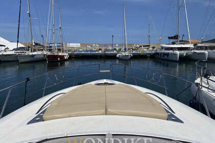 Verhuur Motorboot Sessa Marine C42 Bari