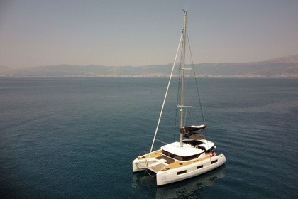Hire Catamaran Lagoon-Bénéteau Lagoon 46 OW - 3 + 2 cab. Marina Kastela