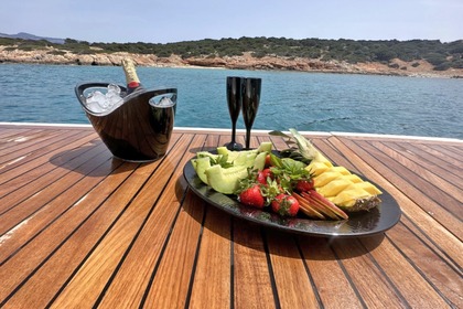 Noleggio Barca a motore DayCruise 35T Sport Positano