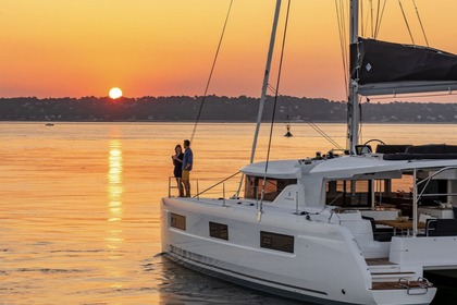 Location Catamaran Lagoon 46 46 FLY Lisbonne