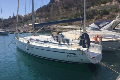 Hire Sailboat Bavaria Bavaria 35 Match Cassis