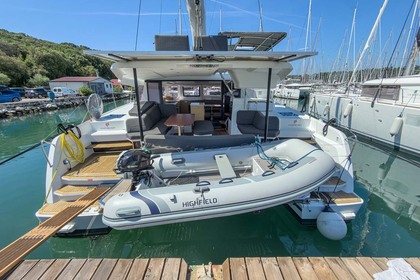 Location Catamaran Fountaine Pajot Fountaine Pajot New 41 Quatuor 4 Pula
