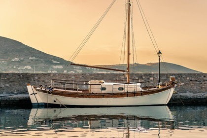 Noleggio Barca a vela traditional wooden boat Mykonos