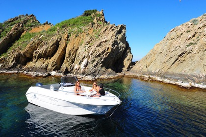 Rental Motorboat Pacific Craft Open 545 Sète