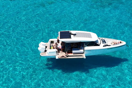 Ενοικίαση Μηχανοκίνητο σκάφος SAXDOR SAXDOR 400 GTO Λίνδος