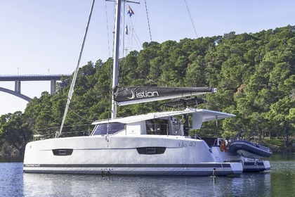 Rental Catamaran Fountaine Pajot Fountaine Pajot Isla 40 - 4 + 1 cab. Skradin