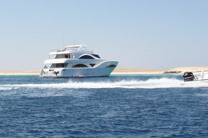 Hire Motor yacht El Gouna Shipyard Customized El Gouna