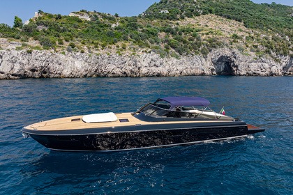 Noleggio Yacht a motore Itama Ferretti Group 62 RS Napoli