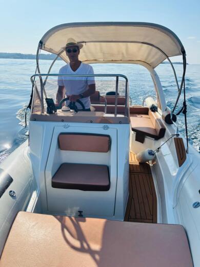 Orsera Motorboat GRGINIC MARINE SHARK RIB 23marine 23 alt tag text