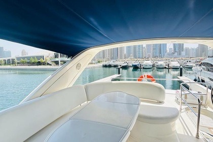 Rental Motorboat Azimut 50 flybridge Dubai Marina