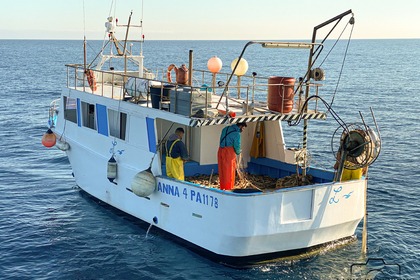 Charter Motorboat peschereccio Anna Isola delle Femmine