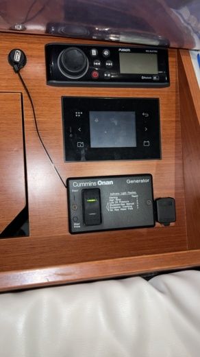 Athen Sailboat Beneteau Oceanis 51.1 alt tag text